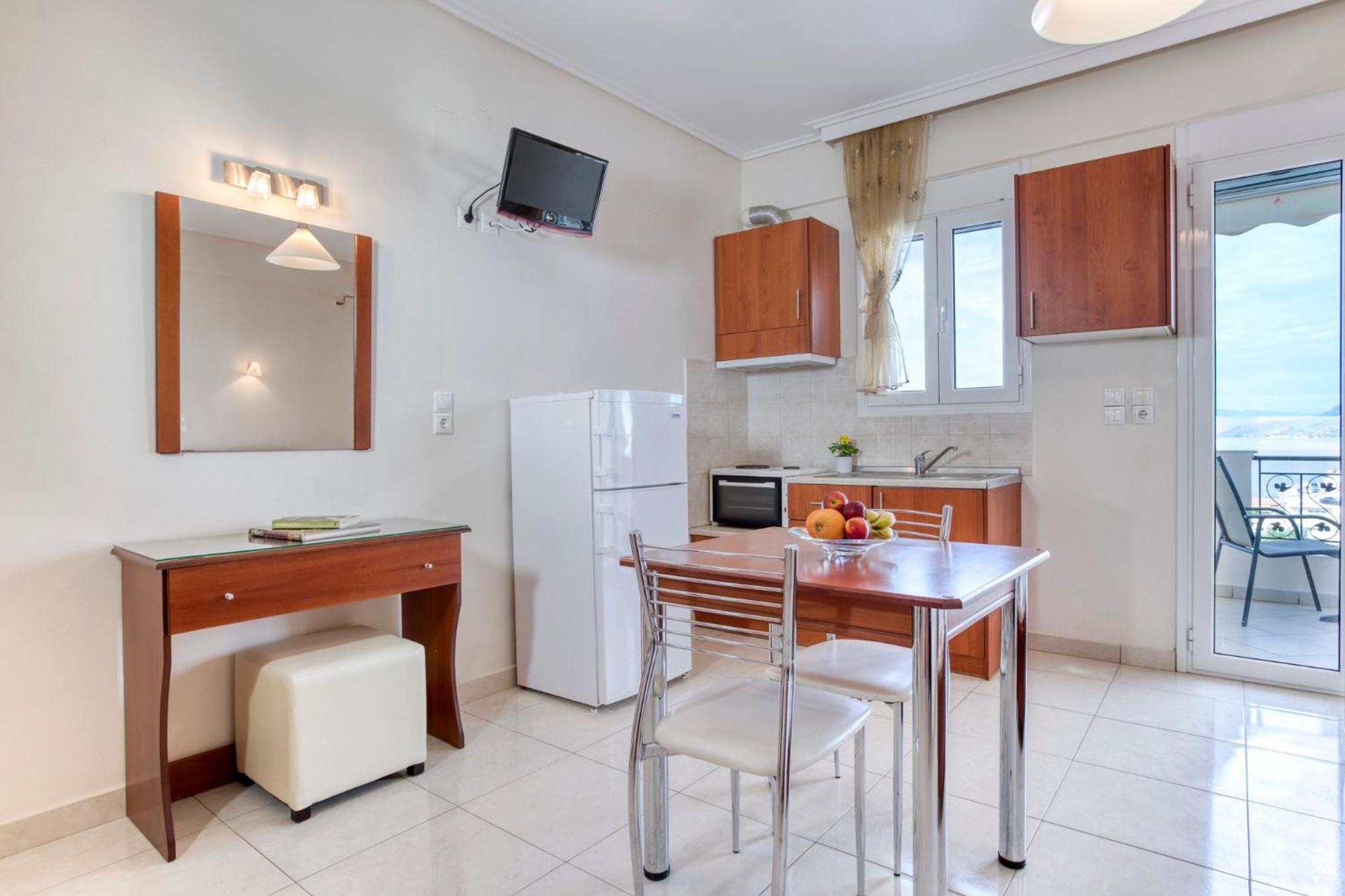 Niovi Luxury Apartments Lutrá Edipszú Kültér fotó