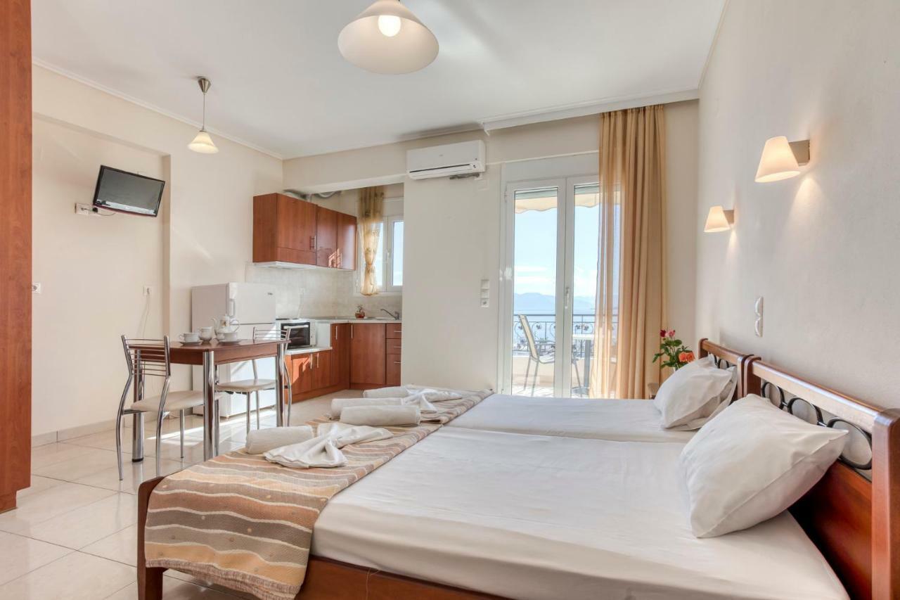 Niovi Luxury Apartments Lutrá Edipszú Kültér fotó
